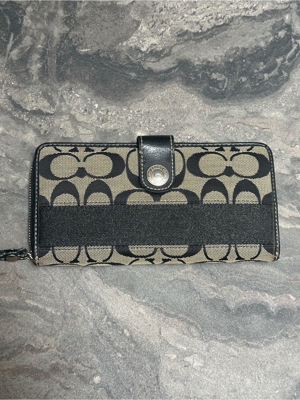 Coach Signature Canvas Zip Wallet in Black and Gray